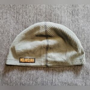 Melanzana micro grid toque beanie